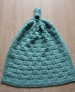 Ravelry: Puffy Basketweave Kitchen Hanging Hand Towel pattern by Cathy Waldie