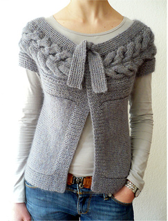 Ravelry: gilet torsade a rangs raccourcis pattern by La ...