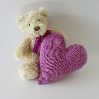 Ravelry: Heart Cushion pattern by Amanda Berry