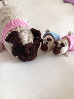 Poppy_Pug_Knitting_Pattern_small2.JPG