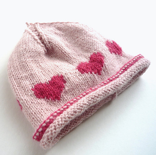 Ravelry: Baby beanie - Little Hearts (flat knitting ...